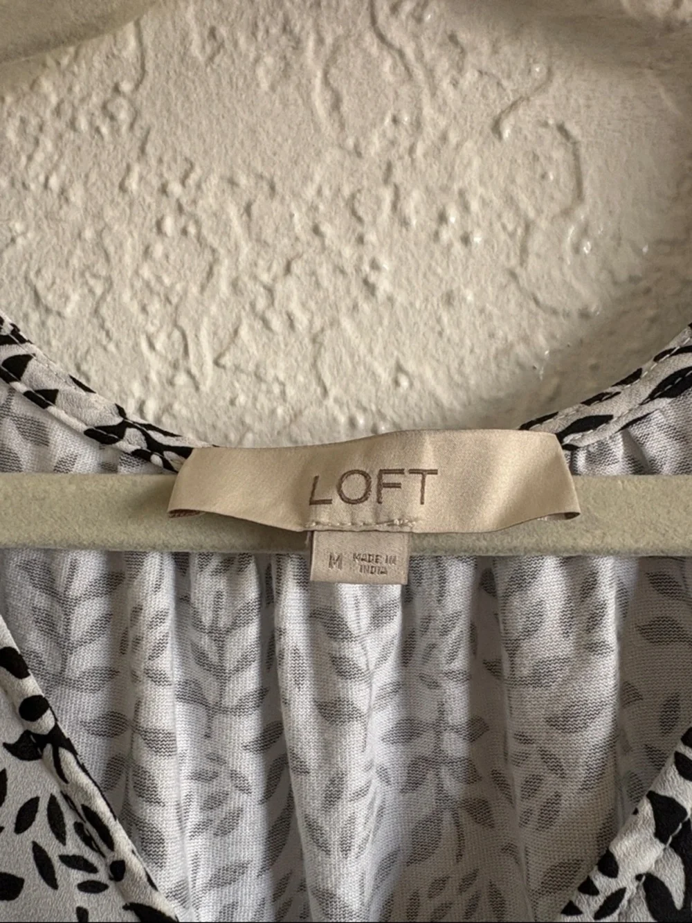 LOFT Black and White Printed V-Neck Button Blouse - Picture 2 of 7